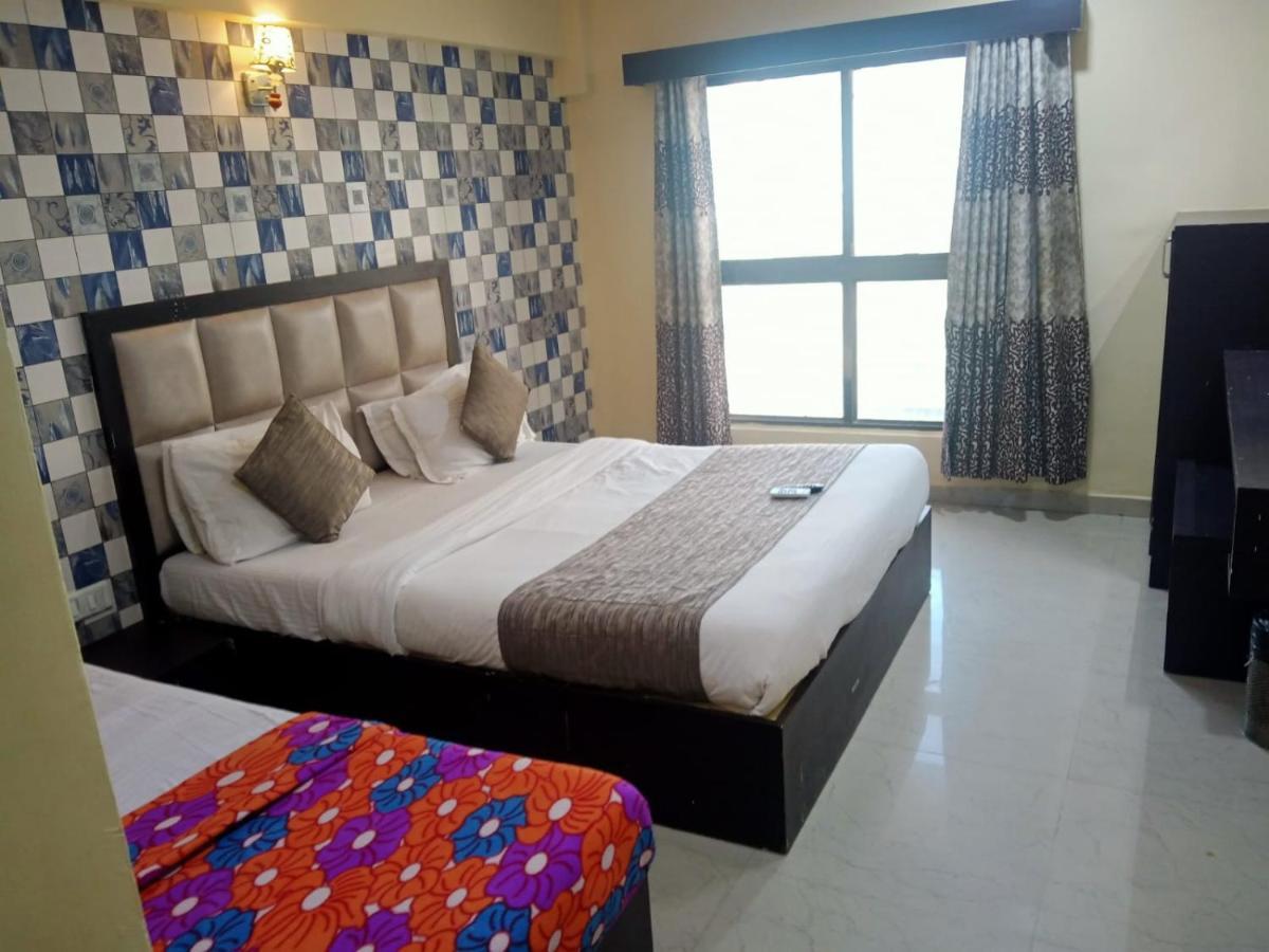 Hotel Dream Inn Αχμπανταμπάντ Εξωτερικό φωτογραφία
